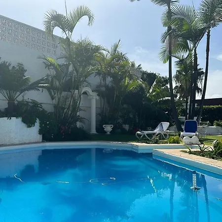וילה Luxury In